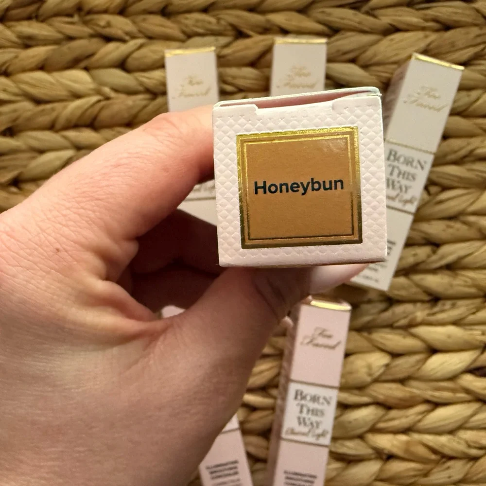 🎀 PICK 5/$25 TOO FACED Born This Way Ethereal Light Illuminating Concealer